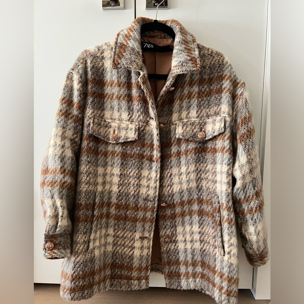 Zara Oversized Tweed Textured Overshirt with Gold Buttons Size S